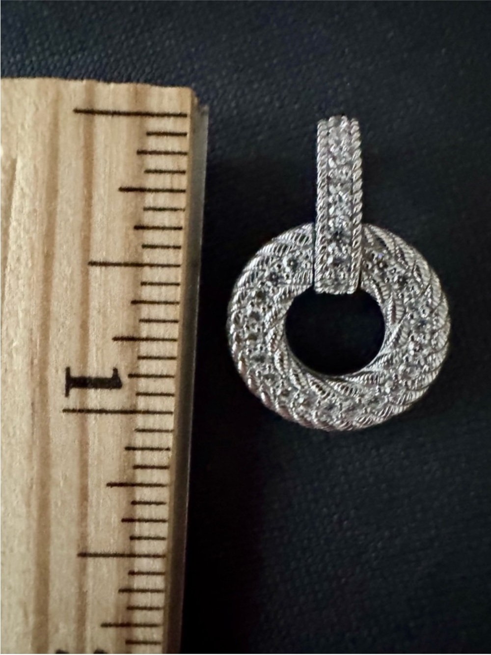 Judith Ripka Beautiful Silver And CZ Circle Enhancer - Picture 9 of 11